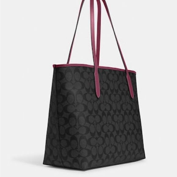 🍀🌷NWT! | Coach City Tote Handbag Signature Canvas Msrp:$398.00 - Picture 4 of 12